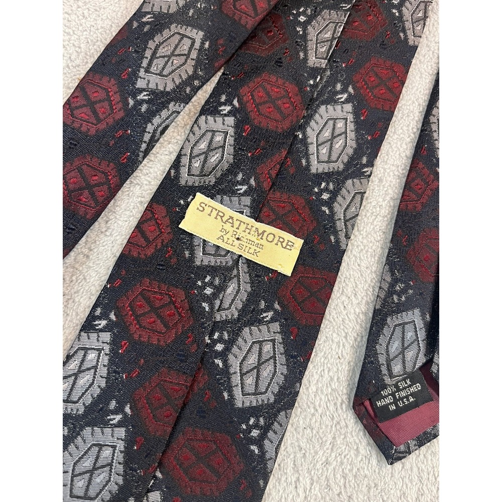 STRATHMORE‎ Vintage Men's Necktie Exquisite USA Made 100% Silk Fast Shipping! - Picture 2 of 2